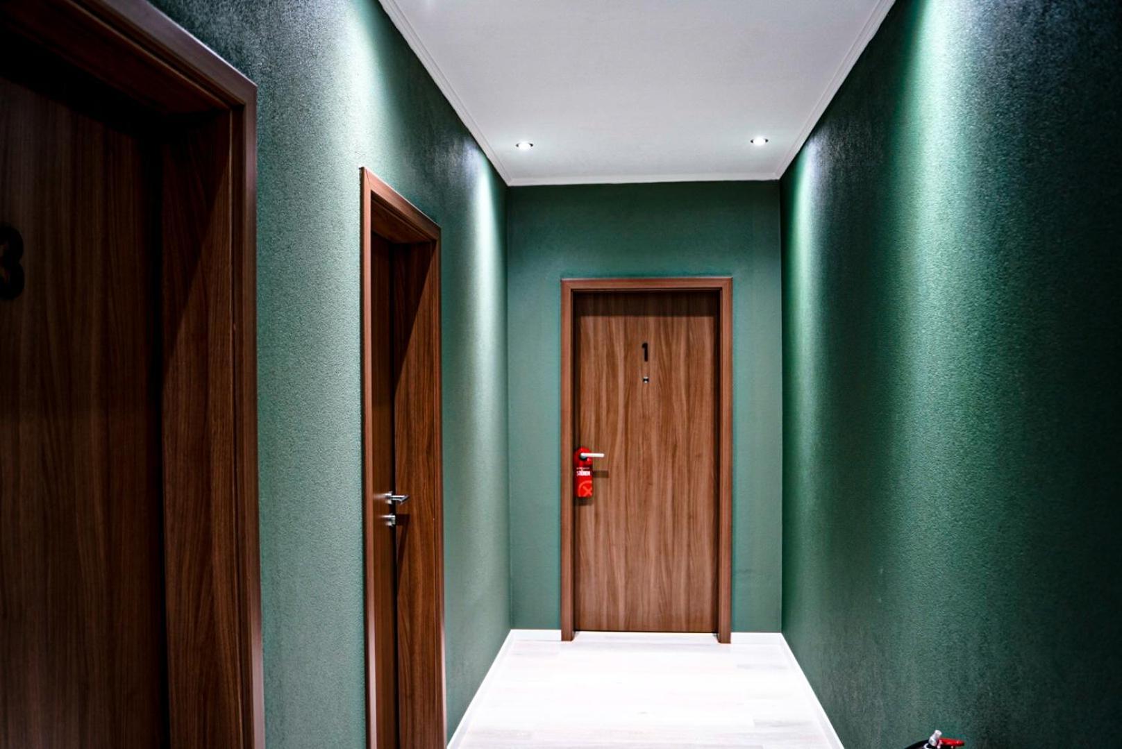 Hotel Residenz Luxury Apartments Мецинген Екстериор снимка