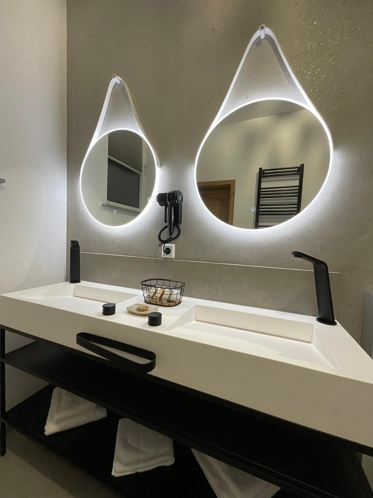 Hotel Residenz Luxury Apartments Мецинген Екстериор снимка