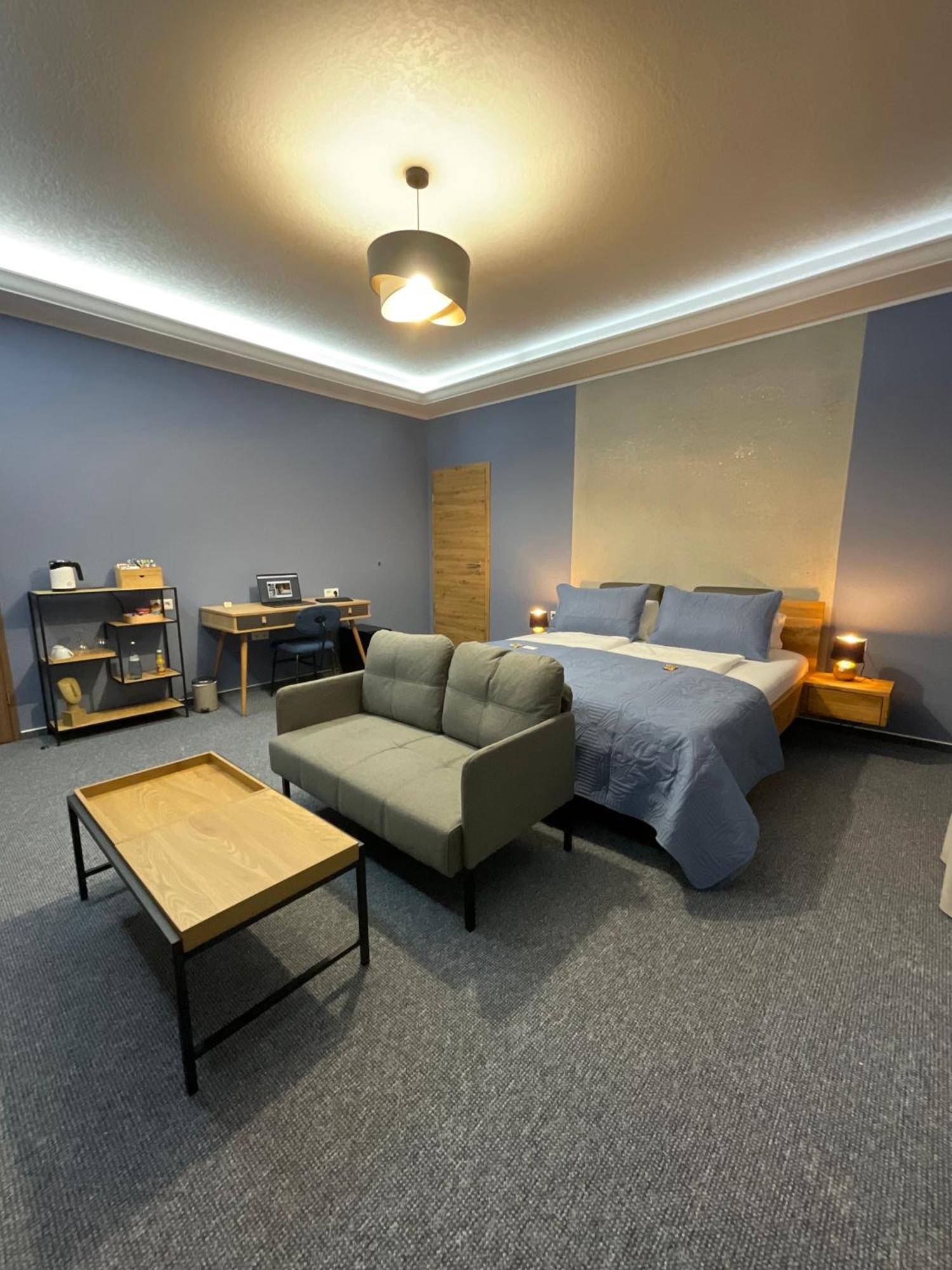 Hotel Residenz Luxury Apartments Мецинген Екстериор снимка
