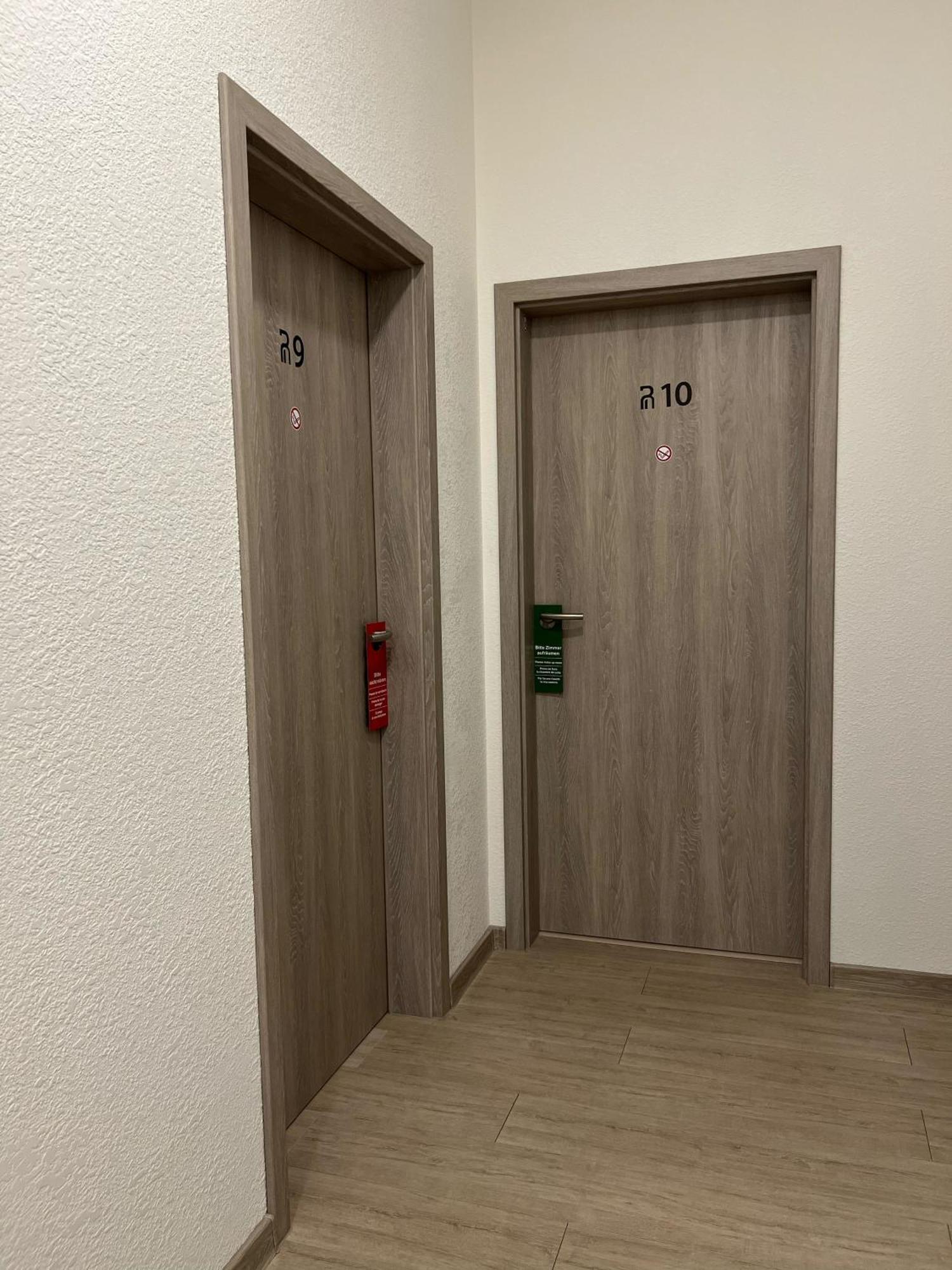 Hotel Residenz Luxury Apartments Мецинген Екстериор снимка