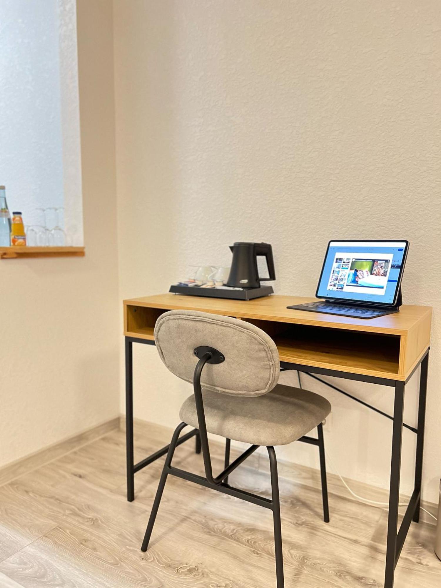 Hotel Residenz Luxury Apartments Мецинген Екстериор снимка